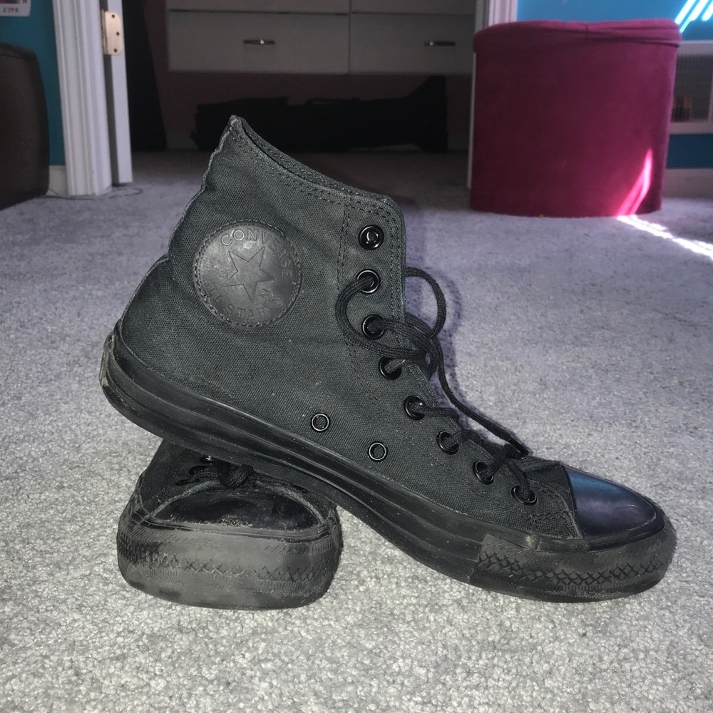 High top black Converse